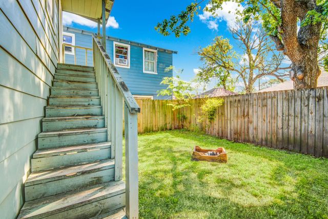 206 Frawley Street B, Houston, TX 77009