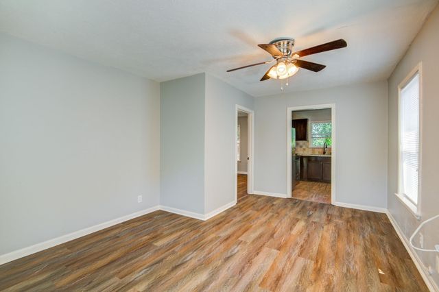 206 Frawley Street B, Houston, TX 77009