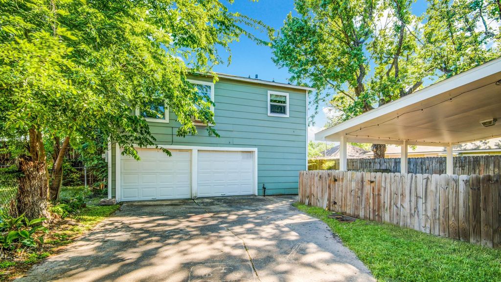 206 Frawley Street B, Houston, TX 77009