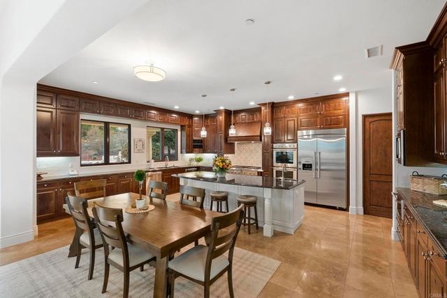 4229 Bridlewood Road, Fallbrook, CA 92028