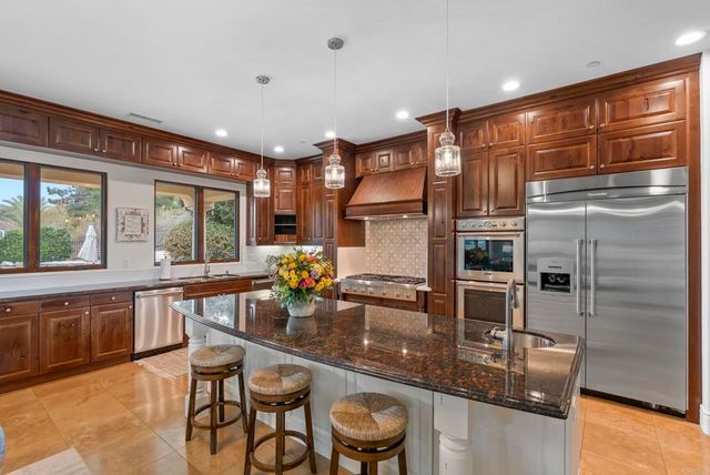 4229 Bridlewood Road, Fallbrook, CA 92028