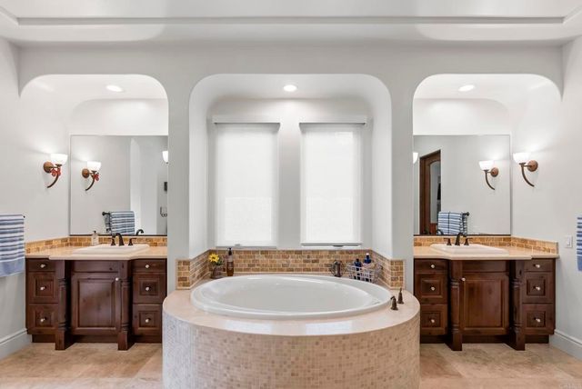 4229 Bridlewood Road, Fallbrook, CA 92028