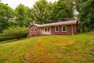 2245 Sharon Ave, Cookeville, TN 38501