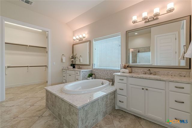 225 Jumping Laurel Street, San Marcos, TX 78666