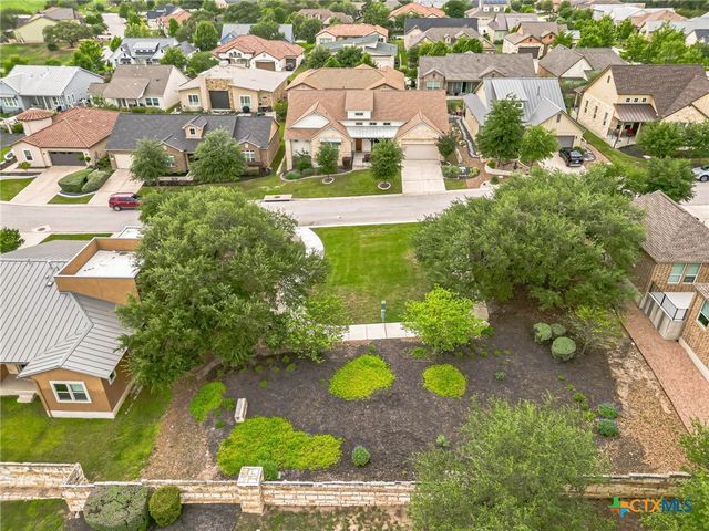 225 Jumping Laurel Street, San Marcos, TX 78666