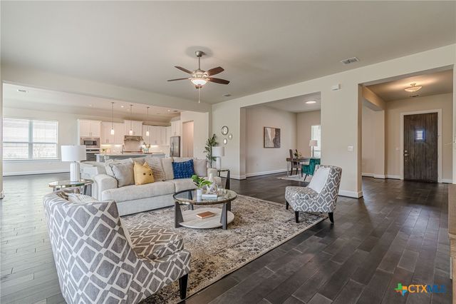 225 Jumping Laurel Street, San Marcos, TX 78666