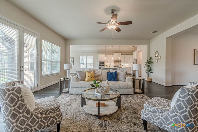 225 Jumping Laurel Street, San Marcos, TX 78666
