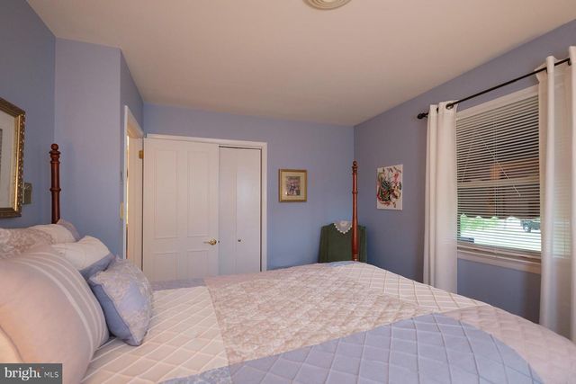 11917 COMANCHE DR, Smithsburg, MD 21783