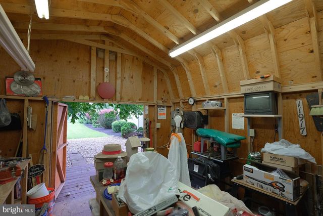 11917 COMANCHE DR, Smithsburg, MD 21783