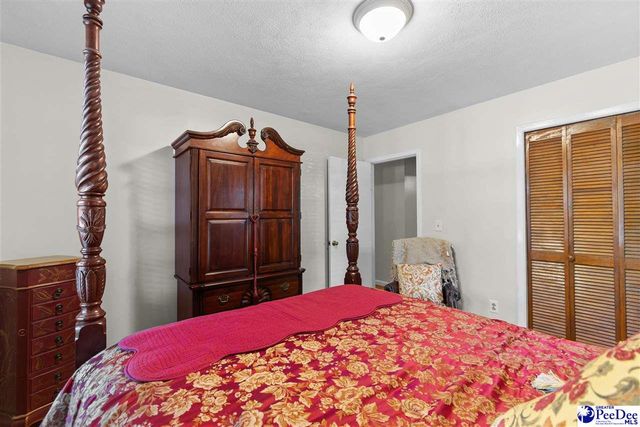 207 E Westford Rd, Florence, SC 29506
