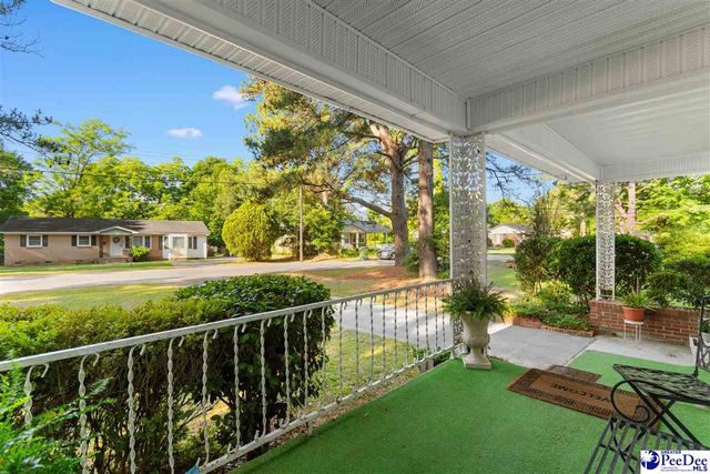 207 E Westford Rd, Florence, SC 29506