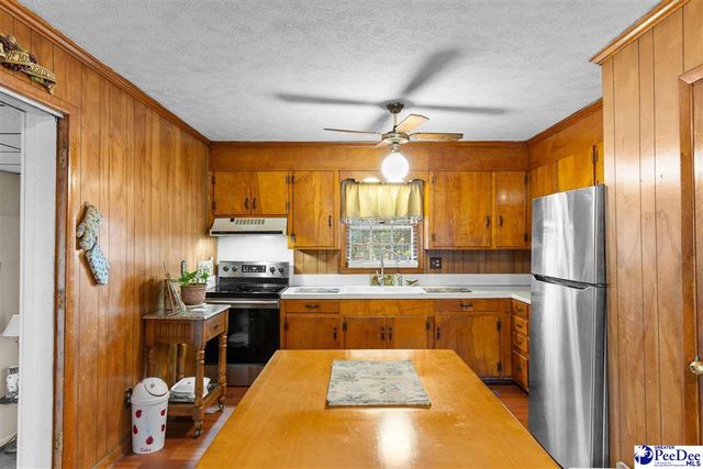 207 E Westford Rd, Florence, SC 29506