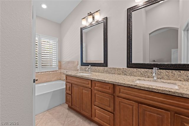 2749 Turtlebay Avenue, Henderson, NV 89074