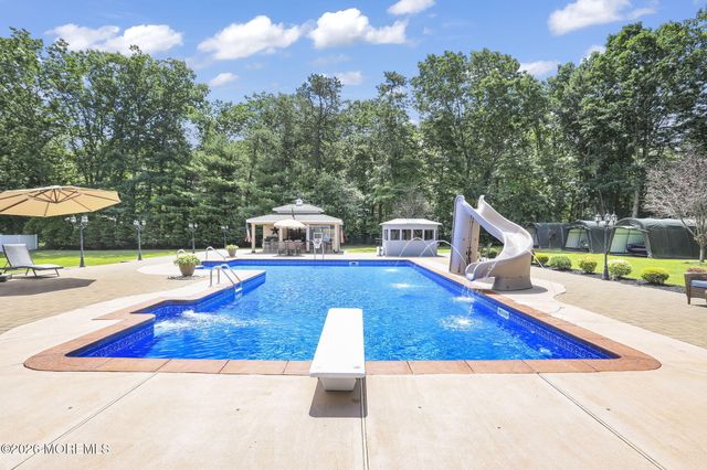 296 Sunnybrook Road, Jackson, NJ 08527