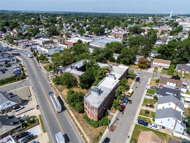 32-40 N Long Beach Road, Rockville Centre, NY 11570