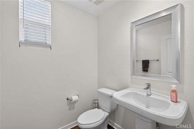 10250 Angel Lane, Pacoima, CA 91331