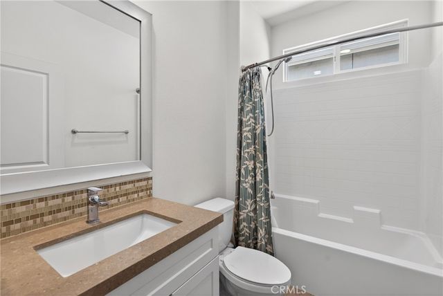10250 Angel Lane, Pacoima, CA 91331