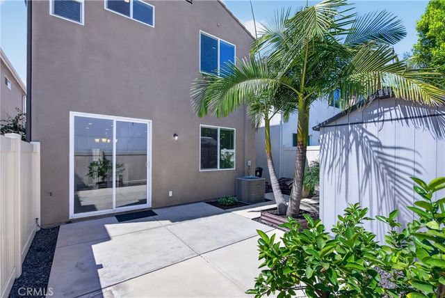 10250 Angel Lane, Pacoima, CA 91331