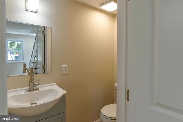 70 NOTTINGHAM RD, Hagerstown, MD 21740