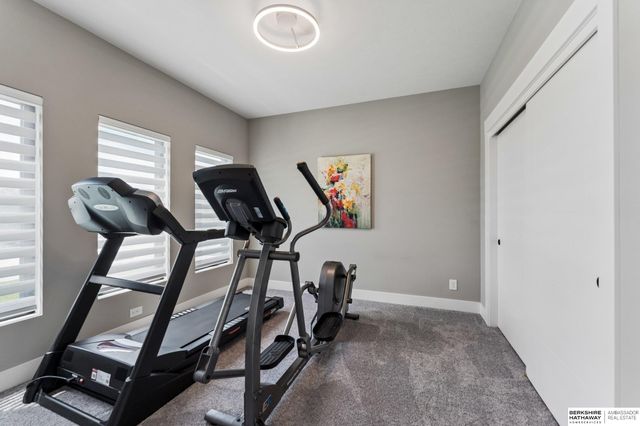 12112 Carpenter Street, Papillion, NE 68046