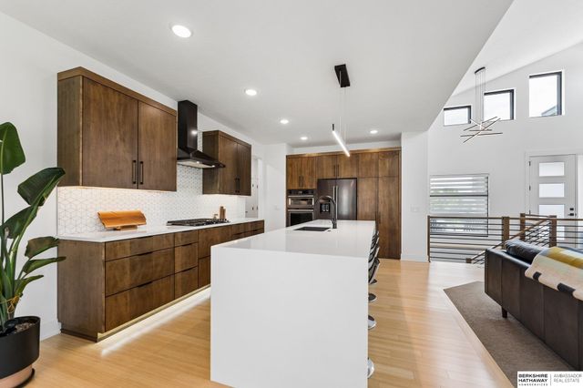 12112 Carpenter Street, Papillion, NE 68046