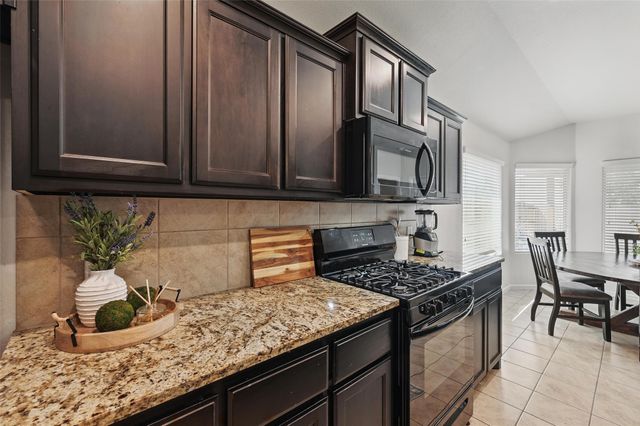 737 Walls Boulevard, Crowley, TX 76036