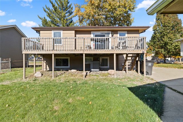 4207 Hull Avenue, Des Moines, IA 50317