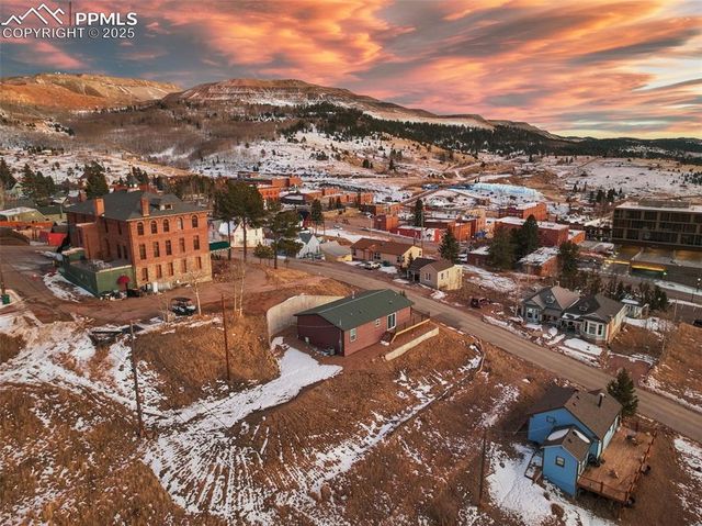 225 E Eaton Avenue, Cripple Creek, CO 80813