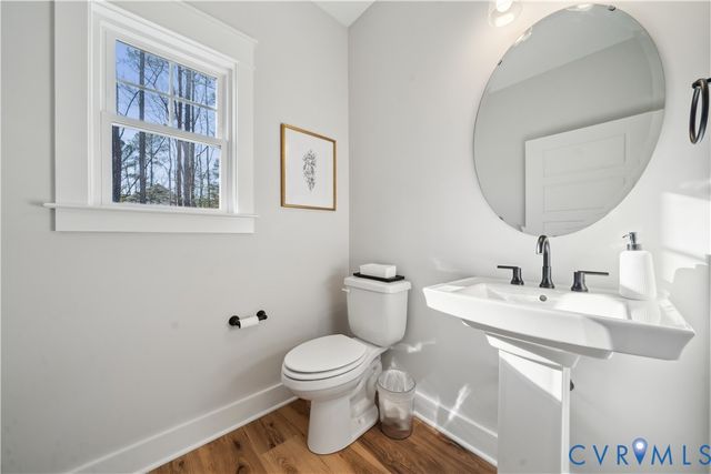 2070 Arminta Ln, Lanexa, VA 23089