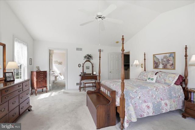 3640 FALCON CT, Mountville, PA 17554