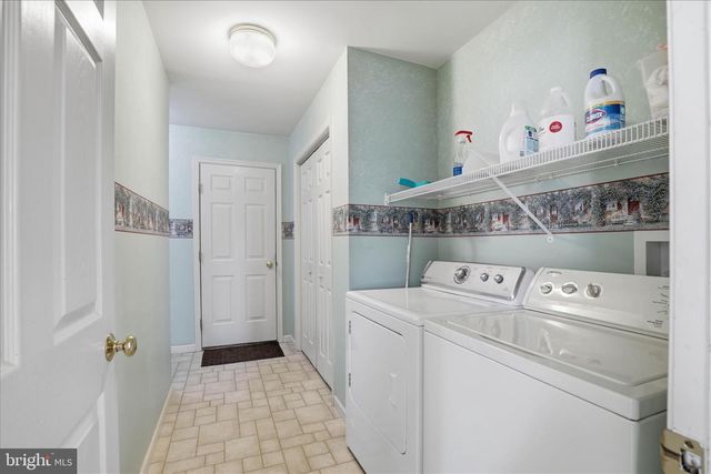 3640 FALCON CT, Mountville, PA 17554