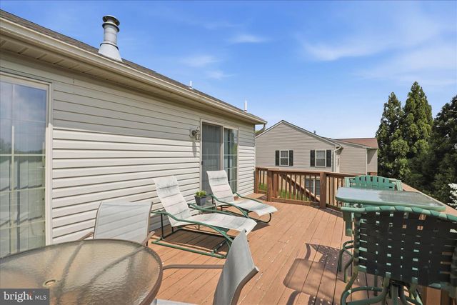 3640 FALCON CT, Mountville, PA 17554