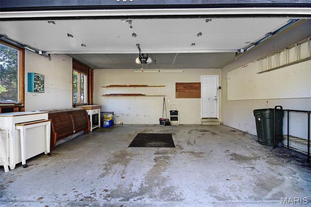 655 Henry, Manchester, MO 63011