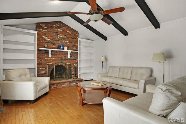 655 Henry, Manchester, MO 63011