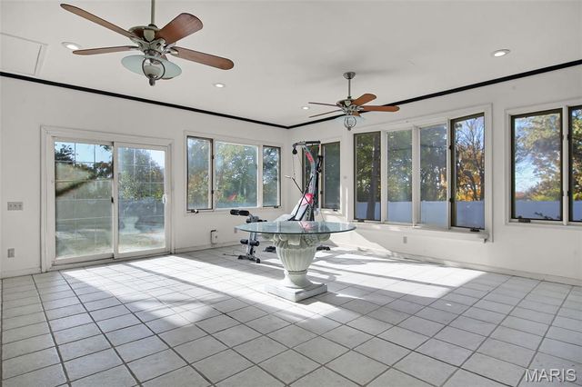 655 Henry, Manchester, MO 63011