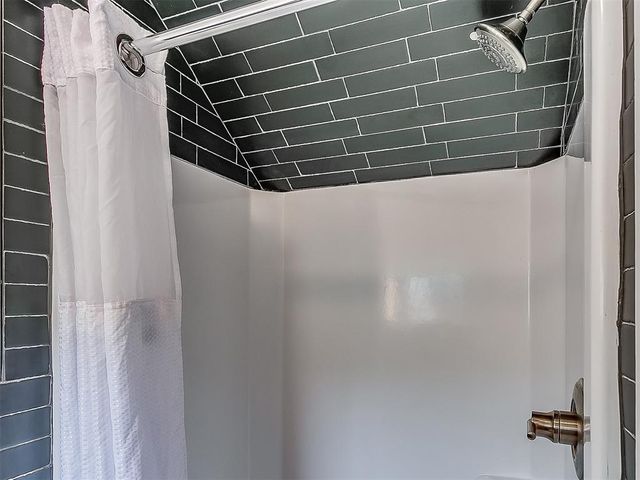 1130 NW 53 Street, Oklahoma City, OK 73118