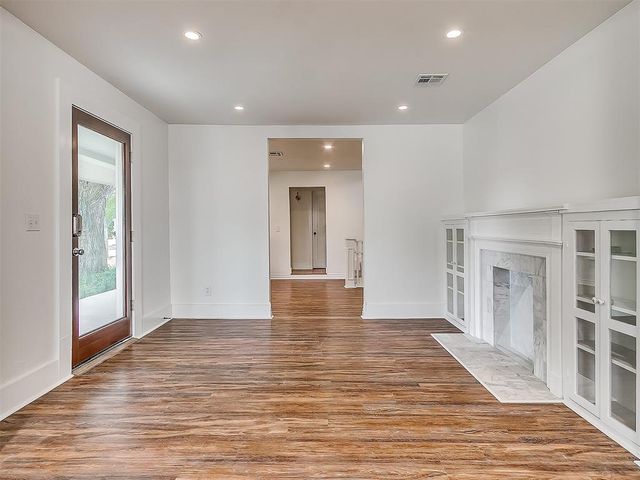 1130 NW 53 Street, Oklahoma City, OK 73118