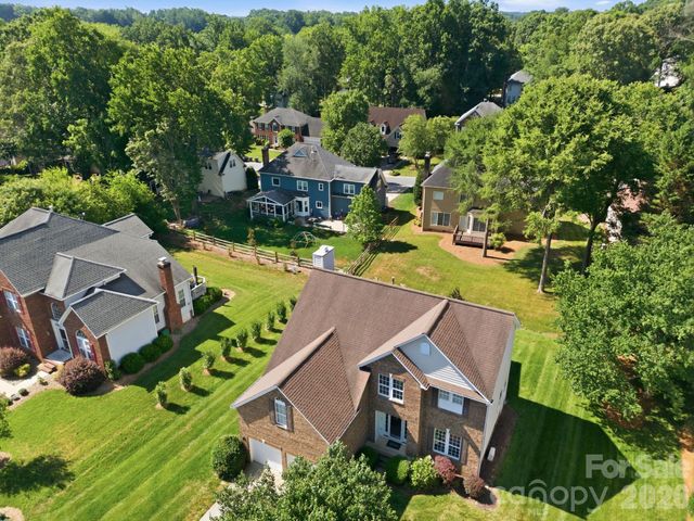 9004 Scottsboro Drive, Huntersville, NC 28078