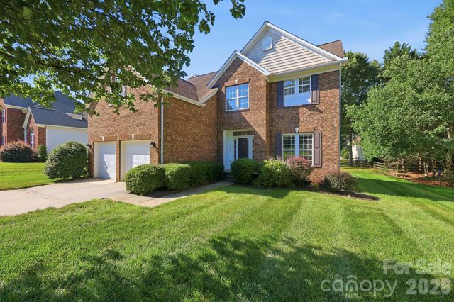 9004 Scottsboro Drive, Huntersville, NC 28078