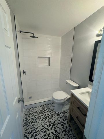 342 51ST AVENUE N, St Petersburg, FL 33703
