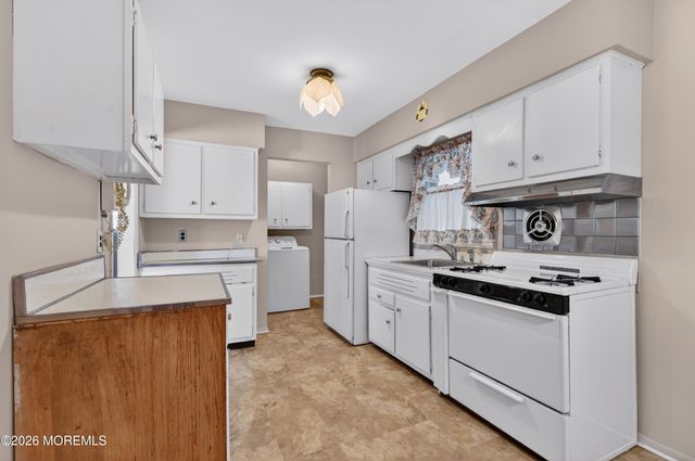 34 Sanford Road, Brick, NJ 08724