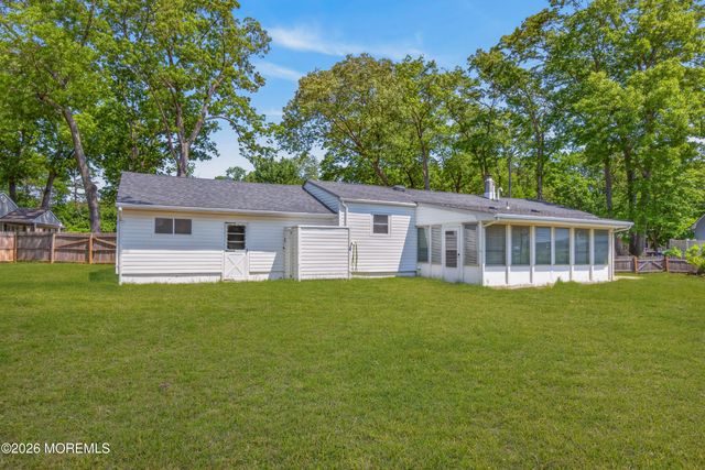 34 Sanford Road, Brick, NJ 08724