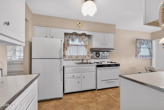 34 Sanford Road, Brick, NJ 08724