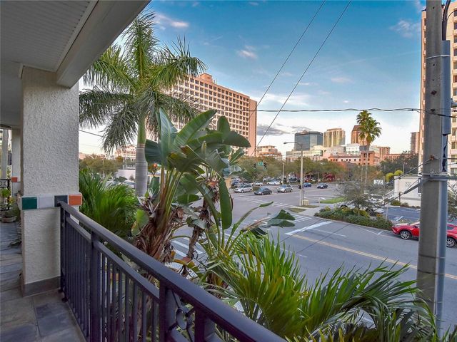 201 6TH STREET S 203, St Petersburg, FL 33701