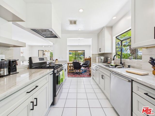 7449 Kentwood Avenue, Los Angeles, CA 90045