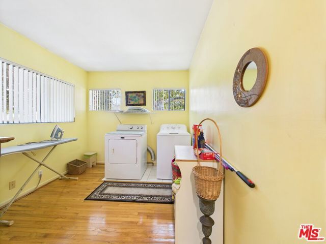 7449 Kentwood Avenue, Los Angeles, CA 90045