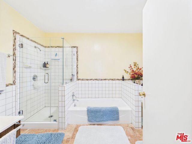 7449 Kentwood Avenue, Los Angeles, CA 90045