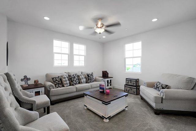 1655 Cady Ln, Ripon, CA 95366