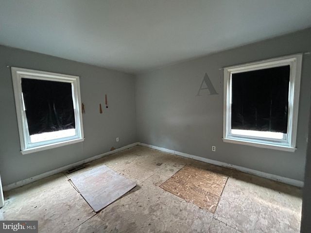 4931 BEAVER DAM RD, Bristol, PA 19007