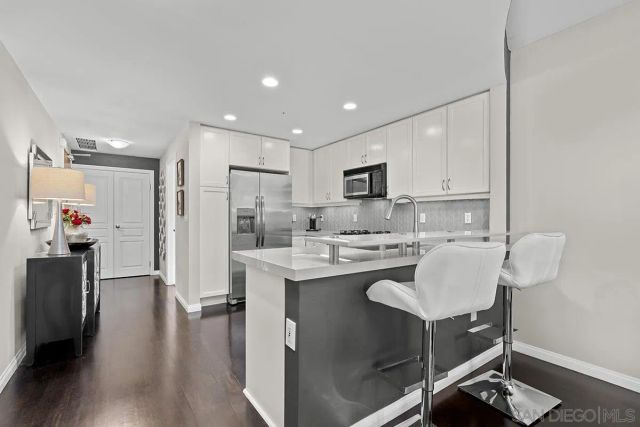 555 Front 1501, San Diego, CA 92101